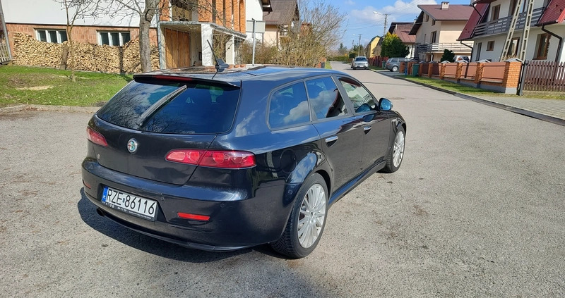 Alfa Romeo 159 cena 27000 przebieg: 220000, rok produkcji 2011 z Łęknica małe 46